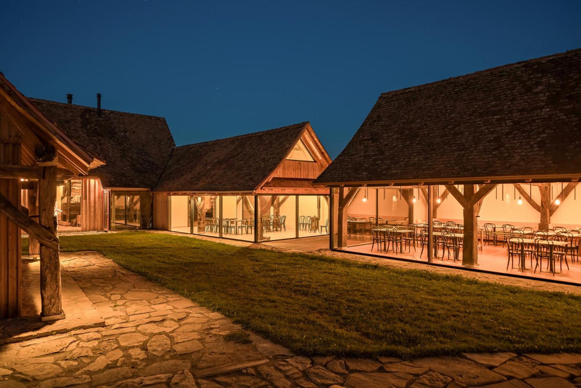 Mesendorf Gasthaus Экстерьер фото