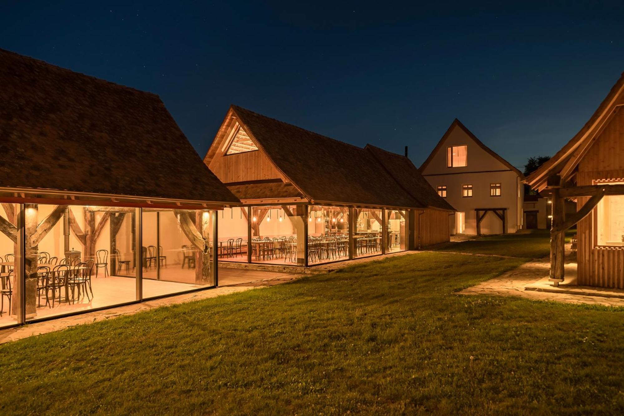 Mesendorf Gasthaus Экстерьер фото